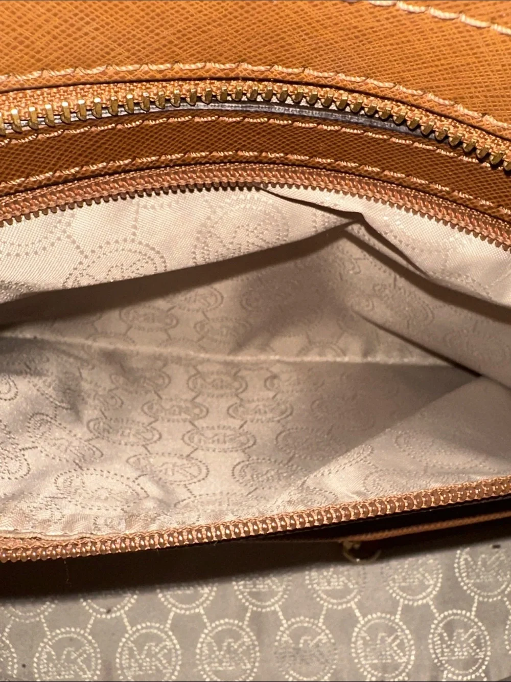MICHAEL KORS  large Selma saffiano leather satchel